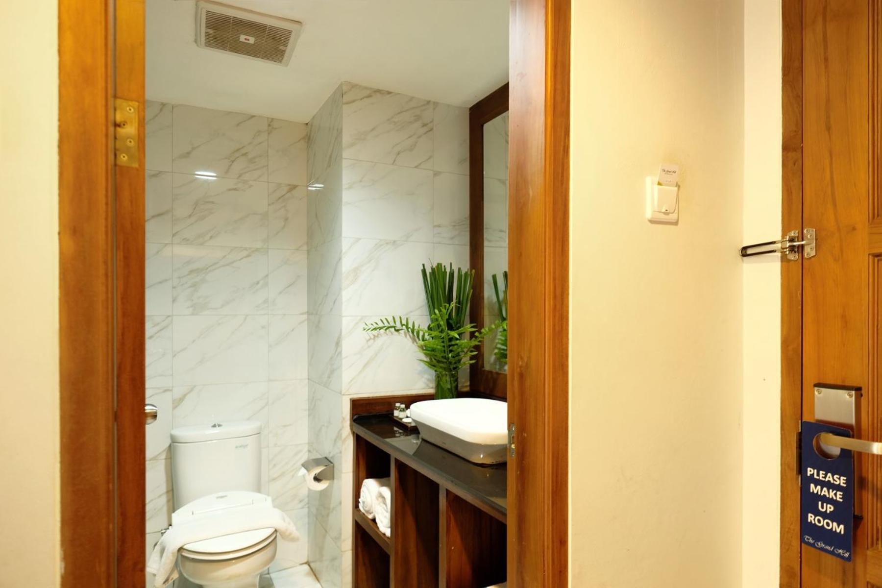 The Grand Hill Resort-Hotel Puncak Phòng bức ảnh