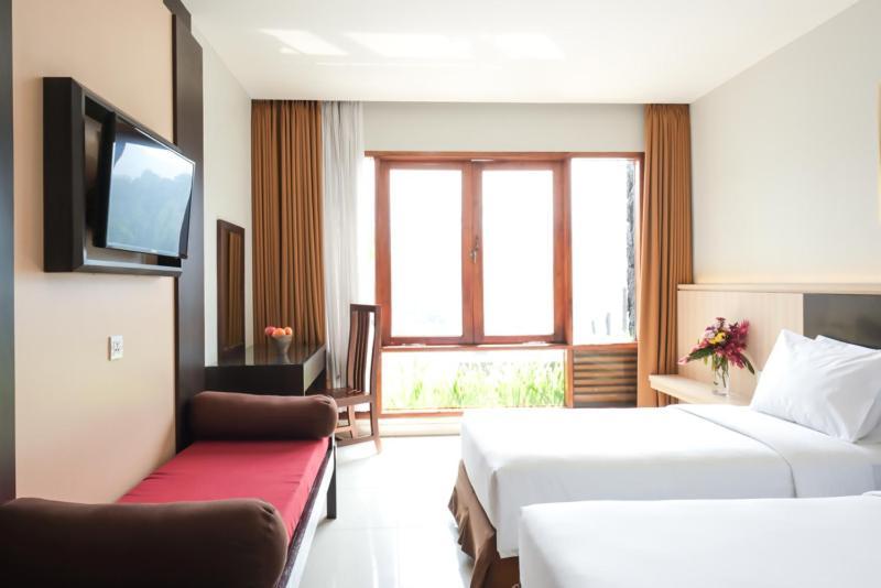 The Grand Hill Resort-Hotel Puncak Ngoại thất bức ảnh